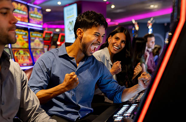 Payout notification after jackpot trigger